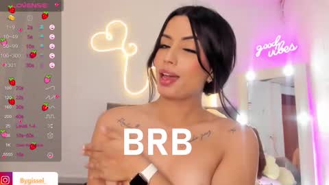 Snapshot of missgissel chatting on 02.24.25 Gisell Gigi online show from 02.24.25
