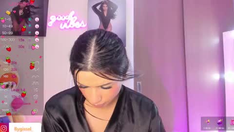 Snapshot of missgissel chatting on 02.27.25 Gisell Gigi online show from 02.27.25