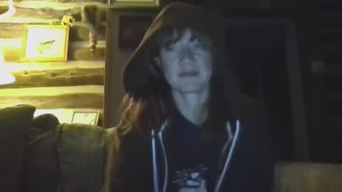 Snapshot of missmoonmagic13 chatting on 09.25.25 Maxxx online show from 09.25.25