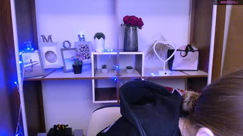 Snapshot of missoliviaa_ chatting on 01.13.25 Olivia online show from 01.13.25