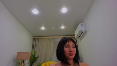 Snapshot of missxxxl chatting on 03.12.25 MissXXXL online show from 03.12.25
