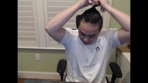 Snapshot of misterlionking chatting on 03.02.25 Eric online show from 03.02.25