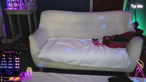 Snapshot of mistermikey24 chatting on 02.01.25 Mikey Jerkoff online show from 02.01.25