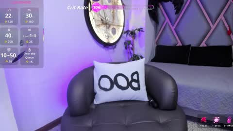 Snapshot of misty_rossi chatting on 10.17.25 Catalina online show from 10.17.25