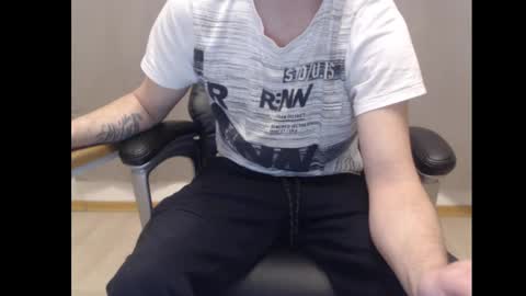 Snapshot of mitsch01 chatting on 02.09.25 Mitsch online show from 02.09.25