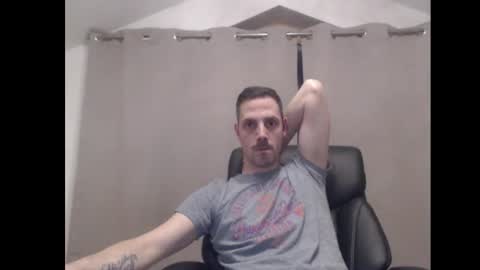 Snapshot of mitsch01 chatting on 02.16.25 Mitsch online show from 02.16.25