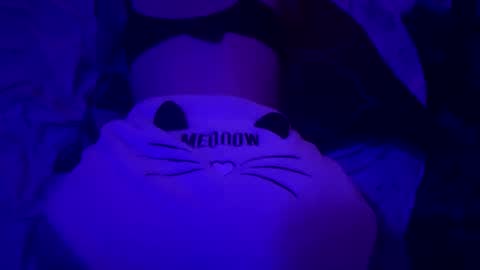 Snapshot of mixedchocolates69 chatting on 10.15.25 mixedchocolates69 online show from 10.15.25