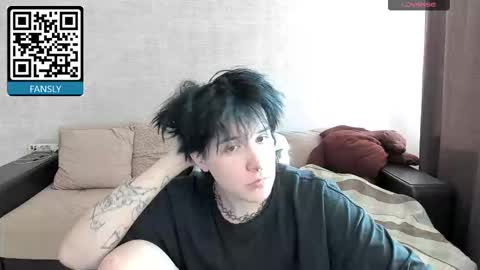 Snapshot of miya_meow_miku chatting on 09.30.25 MeowMiku online show from 09.30.25