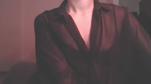 Snapshot of modjo_ chatting on 12.11.24 Modjo online show from 12.11.24