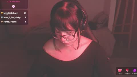 Snapshot of modjo_ chatting on 01.25.25 Modjo online show from 01.25.25