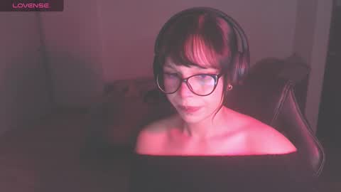 Snapshot of modjo_ chatting on 09.15.25 Modjo online show from 09.15.25