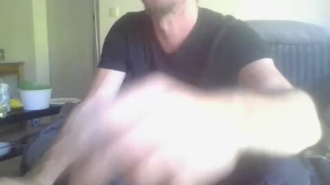 Snapshot of mohican69hot chatting on 11.03.25 mohican69hot online show from 11.03.25