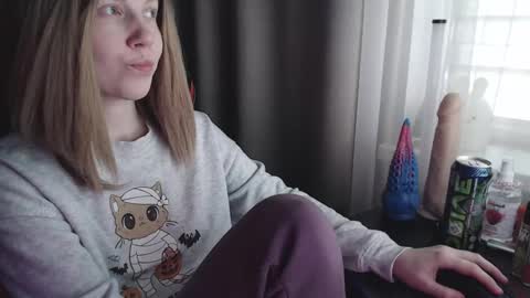 I have new photos come and see with love Molly online show from 03.09.25