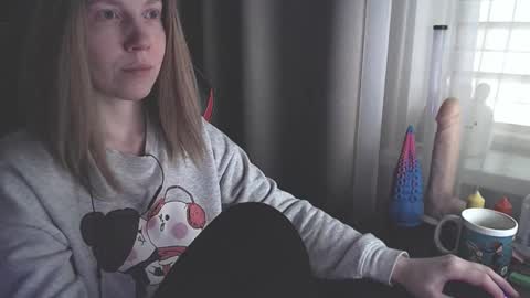 I have new photos come and see with love Molly online show from 03.12.25