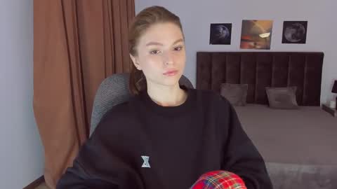 Snapshot of mollydangerous chatting on 01.16.25 Taisha online show from 01.16.25