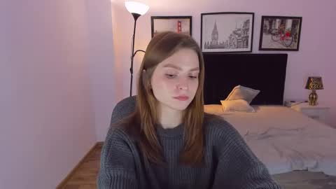 Snapshot of mollydangerous chatting on 01.28.25 Taisha online show from 01.28.25