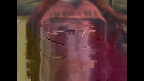 Snapshot of mommies_mooseknuckle chatting on 11.04.25 mommies_mooseknuckle online show from 11.04.25