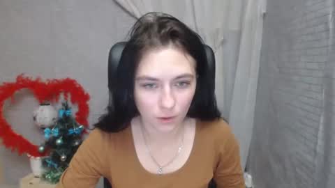 Snapshot of monakali chatting on 12.16.24 monakali online show from 12.16.24