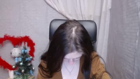 Snapshot of monakali chatting on 01.14.25 monakali online show from 01.14.25