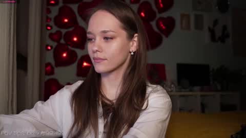 Snapshot of moni_carroll chatting on 03.06.25 Monia Help me get 20000 subscribers online show from 03.06.25