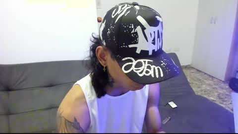 Snapshot of monkeyd_66 chatting on 12.11.24 monkeyd_66 online show from 12.11.24