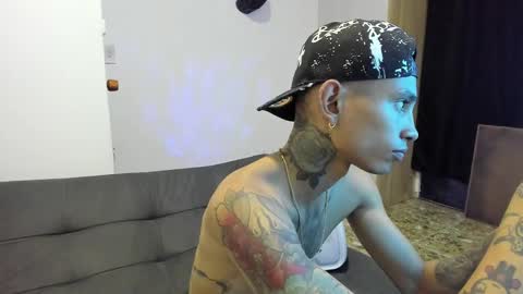 Snapshot of monkeyd_66 chatting on 12.15.24 monkeyd_66 online show from 12.15.24