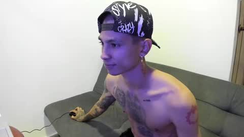 Snapshot of monkeyd_66 chatting on 12.20.24 monkeyd_66 online show from 12.20.24