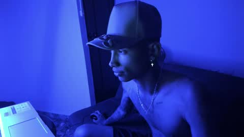 Snapshot of monkeyd_66 chatting on 12.30.24 monkeyd_66 online show from 12.30.24