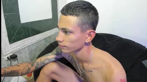 Snapshot of monkeyd_66 chatting on 03.11.25 monkeyd_66 online show from 03.11.25