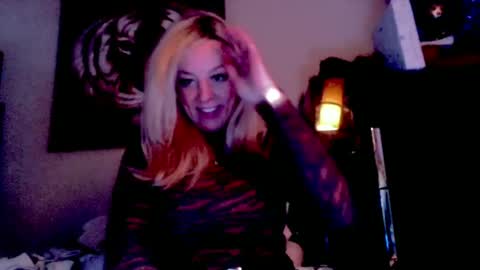 Snapshot of monroelovesyou chatting on 12.28.24 Monroe online show from 12.28.24