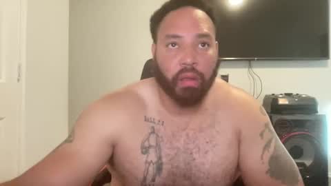 Snapshot of monsterdom9 chatting on 10.05.25 monsterdom9 online show from 10.05.25