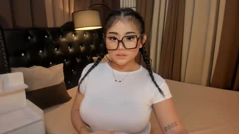 Snapshot of monstrouscockdivaontop chatting on 01.16.25 Ruthie online show from 01.16.25