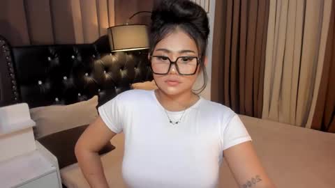 Snapshot of monstrouscockdivaontop chatting on 01.20.25 Ruthie online show from 01.20.25