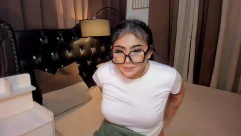 Snapshot of monstrouscockdivaontop chatting on 01.26.25 Ruthie online show from 01.26.25