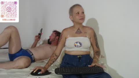 Snapshot of moon_cat85 chatting on 01.11.25 Luna online show from 01.11.25