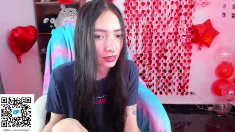 Snapshot of moonlady_ chatting on 02.14.25 MOON  online show from 02.14.25