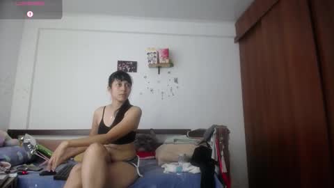 moonlunita online show from 10.21.25