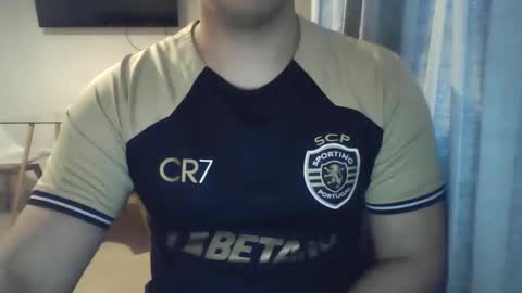 Snapshot of morenolatin19 chatting on 02.15.25 Jos Luis online show from 02.15.25