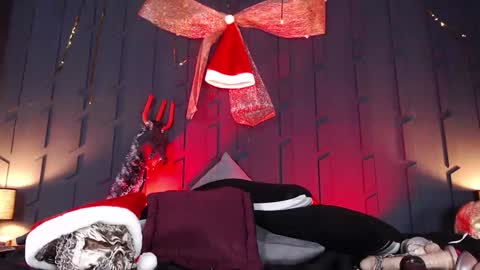 Snapshot of morganacrowley_ chatting on 12.26.24 Morgana online show from 12.26.24