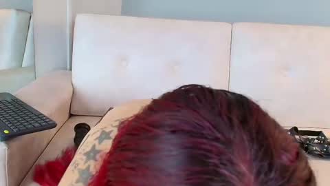 Snapshot of morganacrowley_ chatting on 02.27.25 Morgana online show from 02.27.25