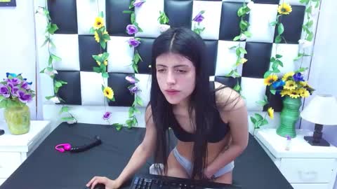 morganasmit_ online show from 02.06.25