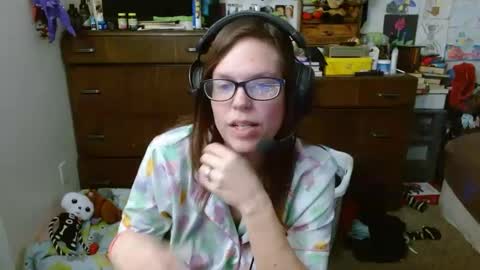 Snapshot of mr_and_mrs_dragon chatting on 01.29.25 Mr and Mrs Dragon online show from 01.29.25