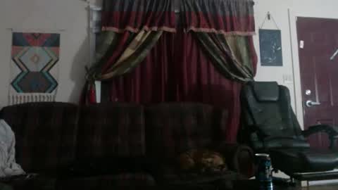 Snapshot of mr_happy12 chatting on 02.18.25 mr_happy12 online show from 02.18.25