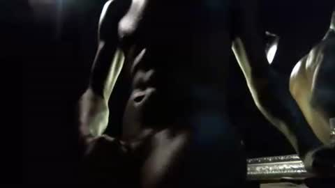 MrBigDiQ1 online show from 01.08.25