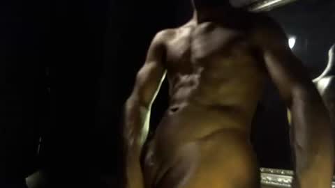 MrBigDiQ1 online show from 02.23.25