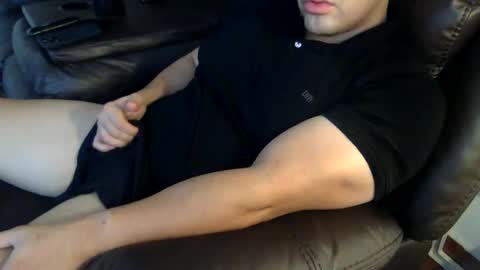 Snapshot of mrbree chatting on 09.18.25 Mr Bree online show from 09.18.25