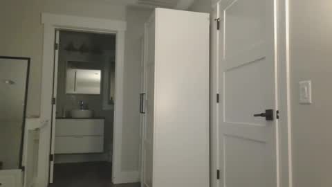 Snapshot of mrf388 chatting on 01.04.25 IwantU2WatchME online show from 01.04.25