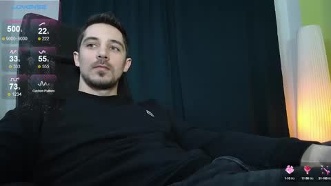 Snapshot of mrgreeneyes01 chatting on 02.21.25 juan luis online show from 02.21.25