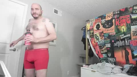 Snapshot of mrricomustachio chatting on 11.04.25 Rico online show from 11.04.25