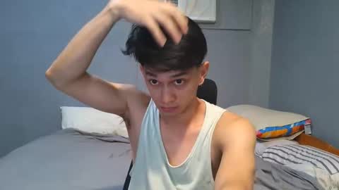 Snapshot of mrshawn95 chatting on 10.02.25 shawn online show from 10.02.25